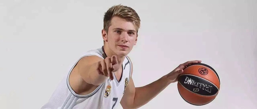 奏偏谨慎 奏偏谨慎