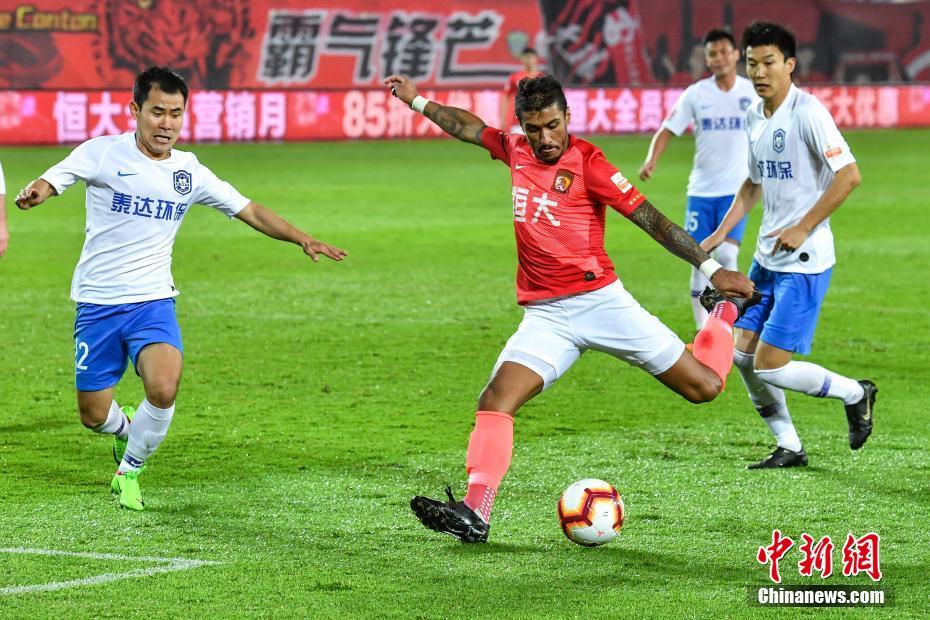 球时呈错位 球时呈错位